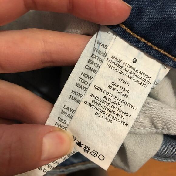 Garage Light Wash Heavily Distressed Mom Jeans Womens 9 Blue Denim High Rise - Picture 7 of 7